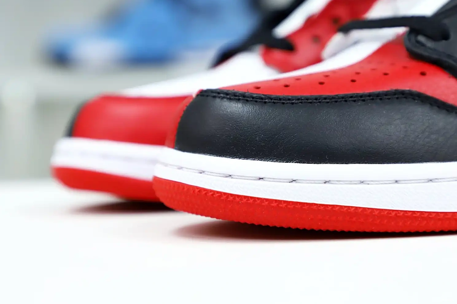 Kimikick TO AIR CHICAGO RETRO HIGH NRG 'HOMAGE JORDAN 1 HOME' OG EXCLUSIVE 0502